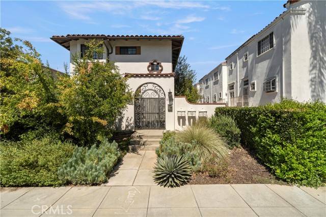 South Pasadena, CA 91030,1128 Huntington Drive #C