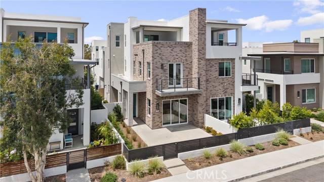 Irvine, CA 92618,319 Novel