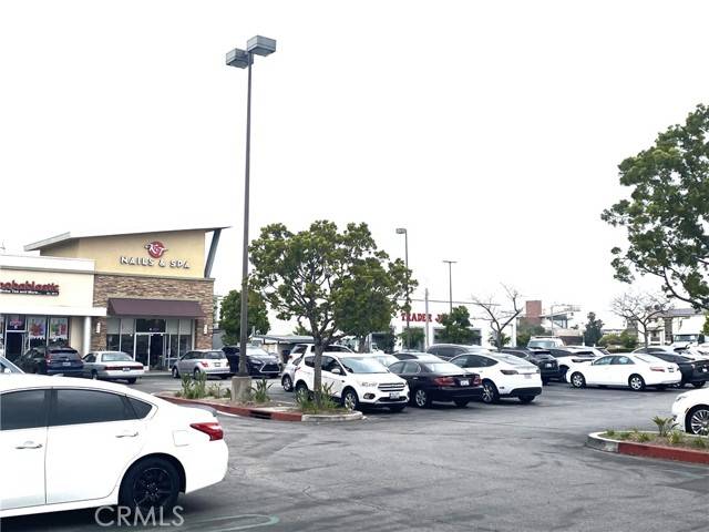 Cypress, CA 90720,5353 kATELLA AVE