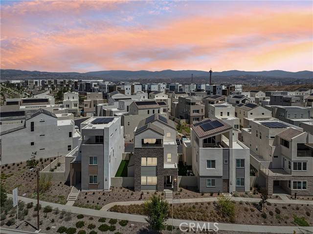 Valencia (santa Clarita), CA 91381,26720 Afton Lane