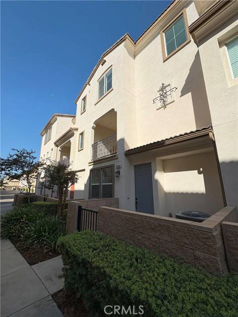 Eastvale, CA 91752,6388 Pictor