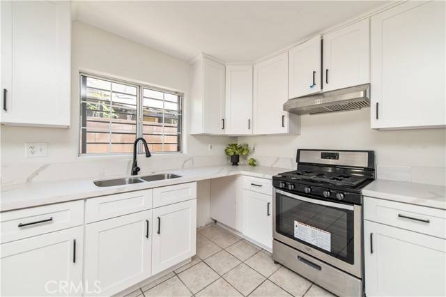 Pomona, CA 91766,823 E 3rd Street