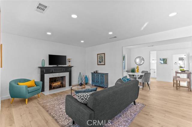 Pomona, CA 91768,268 W Willow