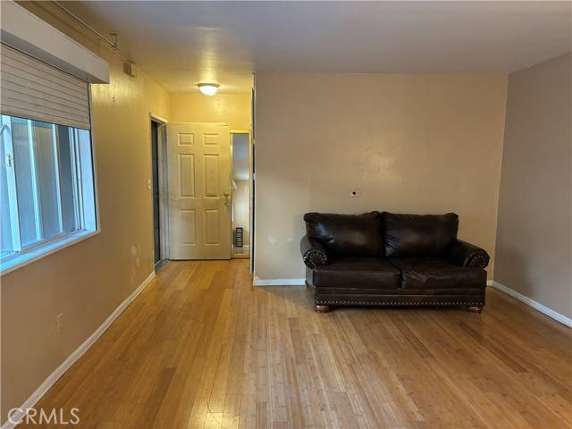 North Hollywood (los Angeles), CA 91606,6342 Morse Avenue #102