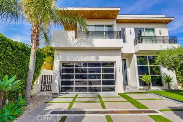 Los Angeles, CA 90038,737 N Cherokee Avenue