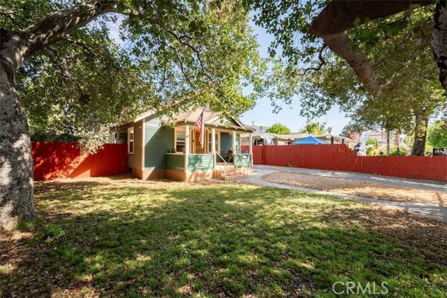 Monrovia, CA 91016,425 E Walnut Avenue