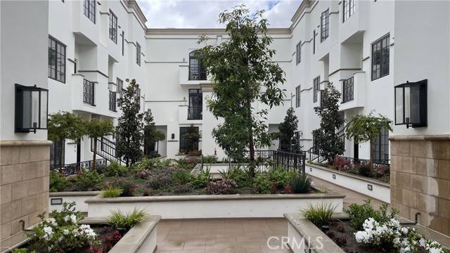Pasadena, CA 91101,288 S Oakland Avenue #209