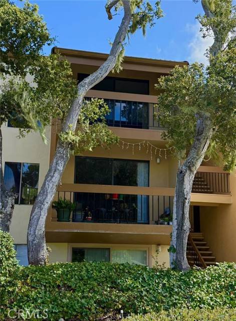 Monterey, CA 93940,2308 Golden Oaks Ln