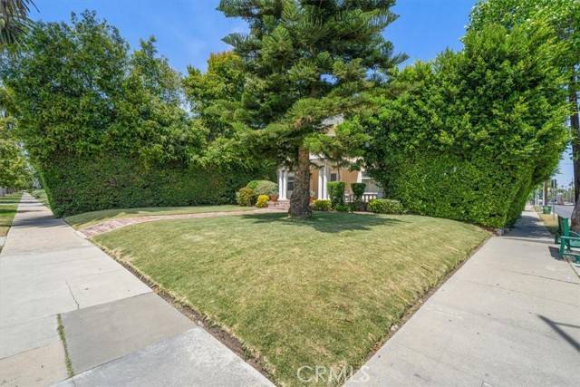 Los Angeles, CA 90004,268 S Norton Avenue