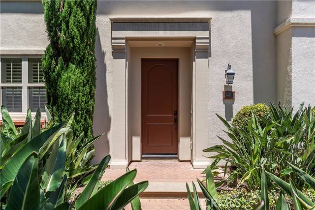 Irvine, CA 92618,320 Bronze