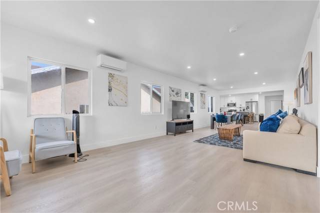 Los Angeles, CA 90065,3115 Arvia Street #1A