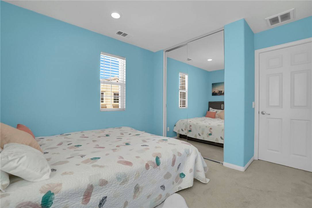 Chino, CA 91708,8595 Founders Grove Street