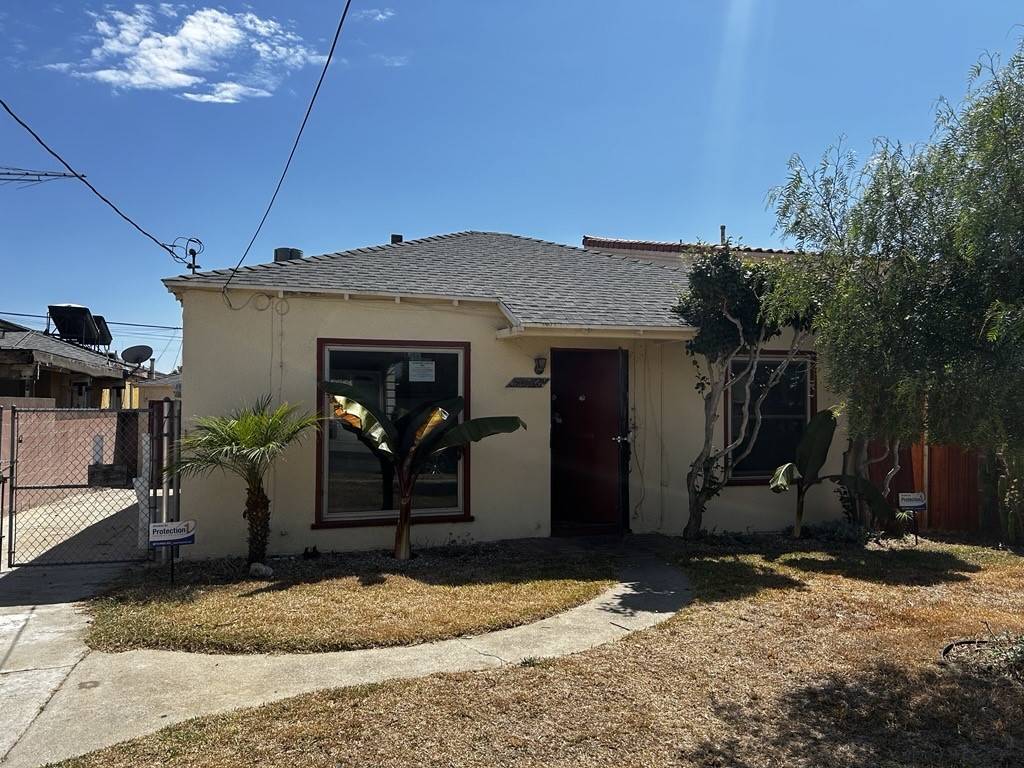 Lawndale, CA 90260,4556 W 164th Street