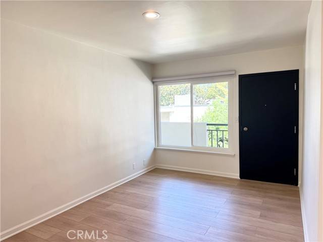 Pasadena, CA 91101,251 N Oakland Ave #8