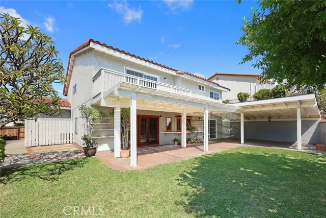 Montebello, CA 90640,1413 Cuesta Way