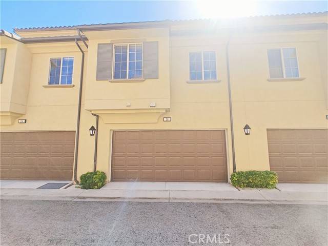 Irvine, CA 92618,26 Full Moon