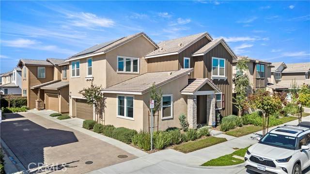 Ontario, CA 91761,3662 Basanite