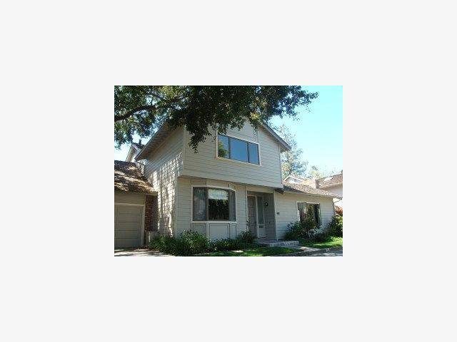 Menlo Park, CA 94025,3 VERSAILLES Street