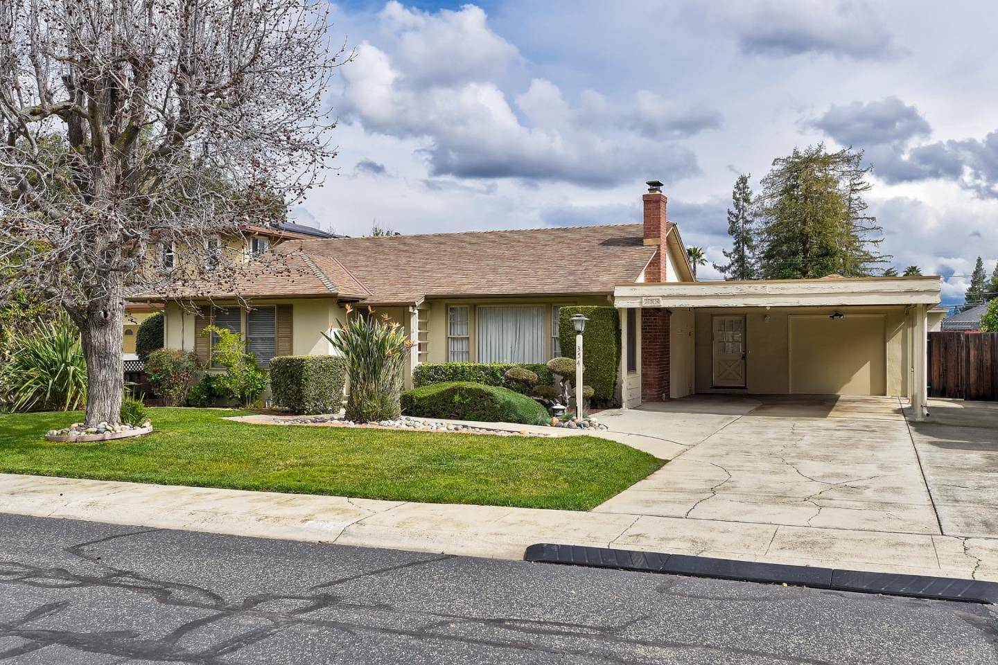 Campbell, CA 95008,354 Carlyn Avenue