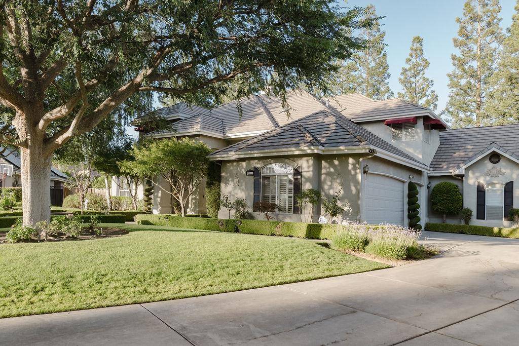 Fresno, CA 93711,7124 N Forkner