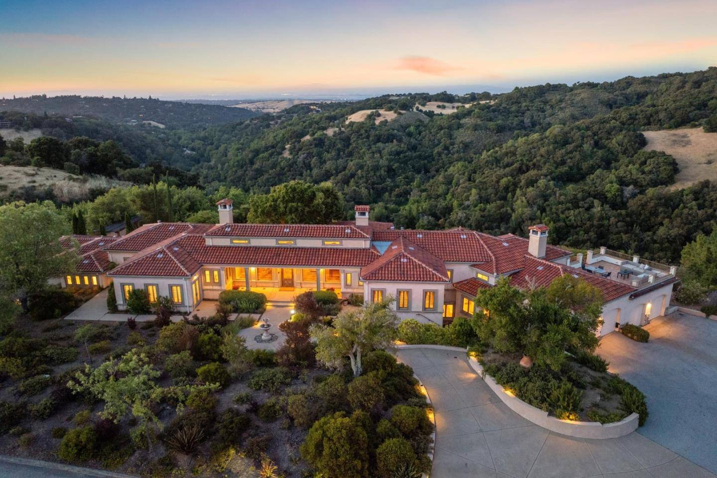 Portola Valley, CA 94028,7 Redberry Ridge