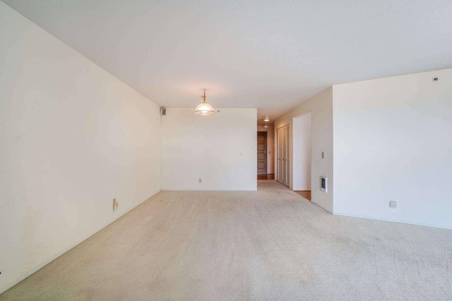 Richmond, CA 94801,1300 Quarry Court #309