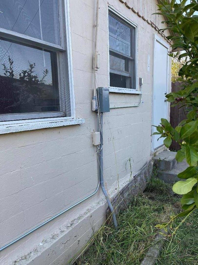 Sacramento, CA 95815,417 Eleanor Avenue