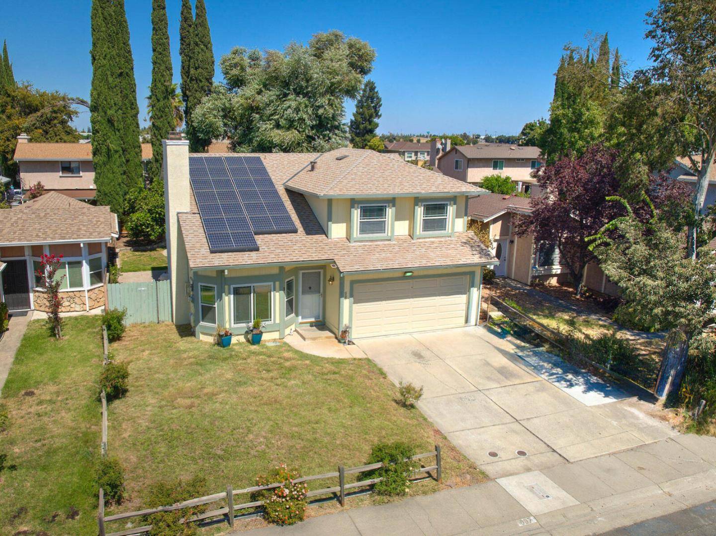 Sacramento, CA 95834,887 Maplegrove Way