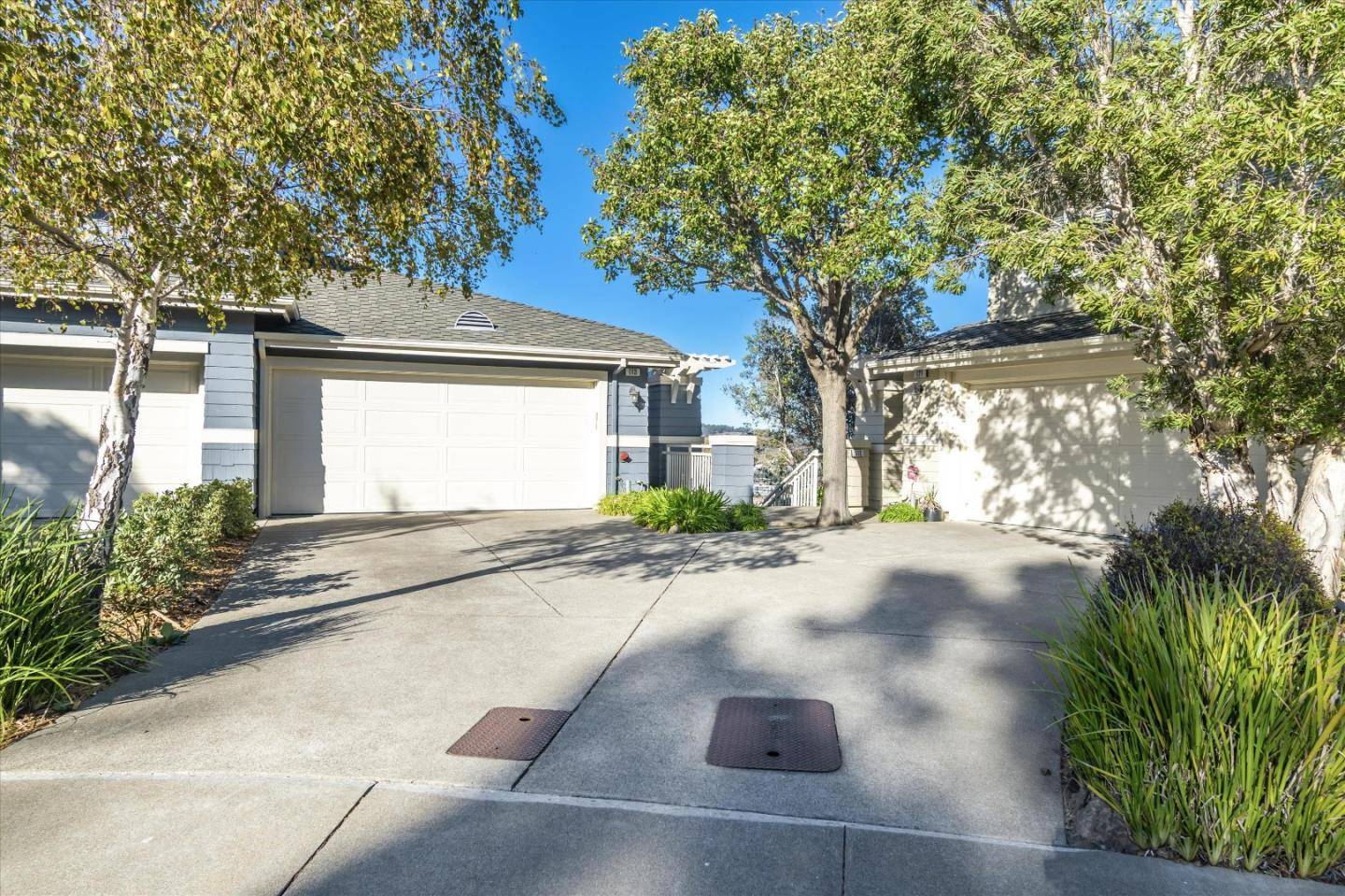 Brisbane, CA 94005,112 Warbler Lane