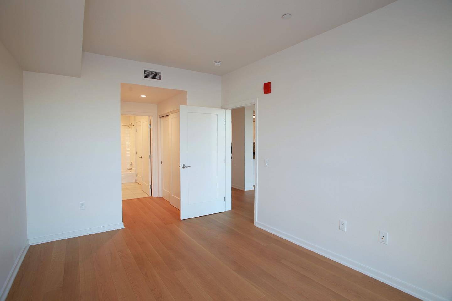 South San Francisco, CA 94080,200 Linden Avenue #602