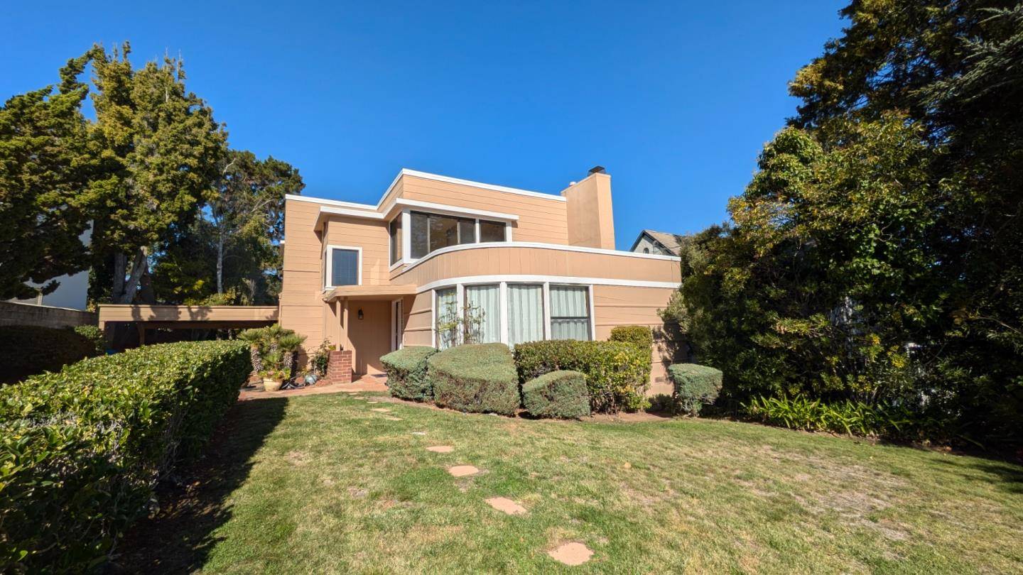 Burlingame, CA 94010,2910 Hillside Drive