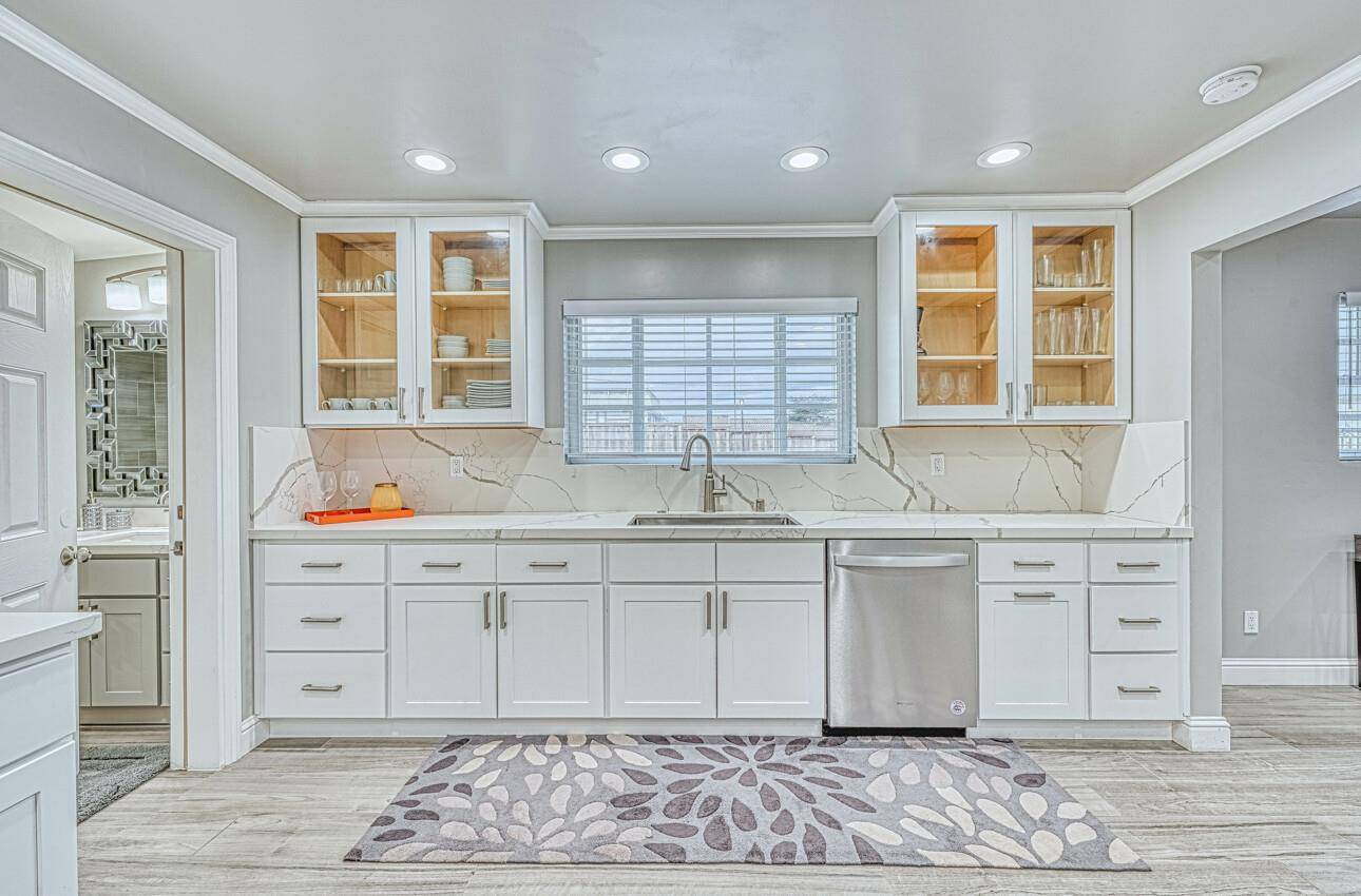 Moss Landing, CA 95039,7550 Sandholdt Road