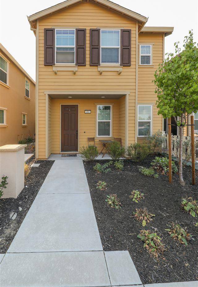 Martinez, CA 94553,404 N Park Court