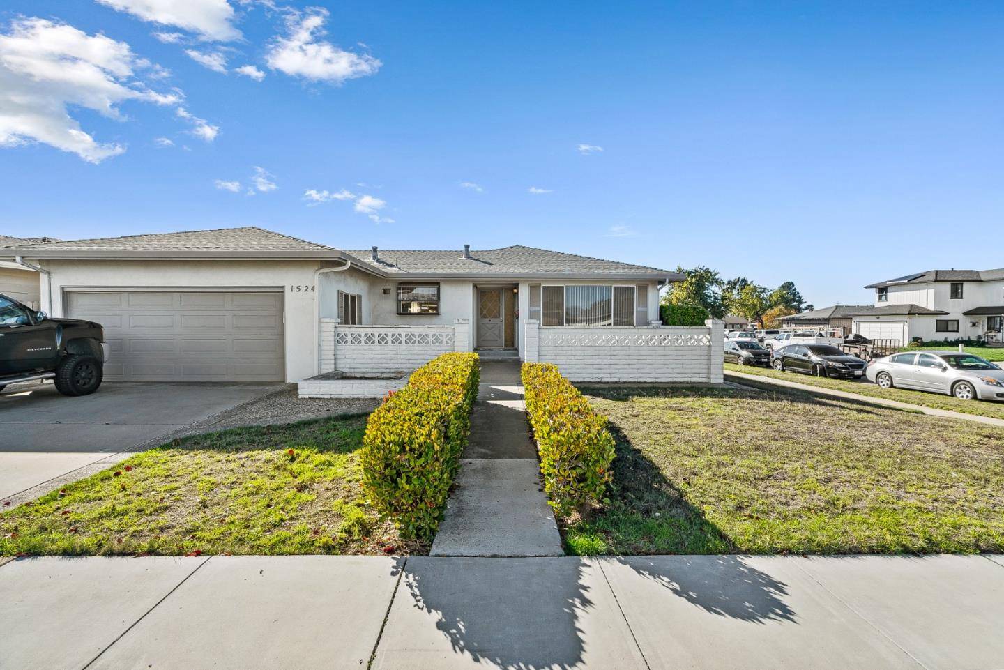 Salinas, CA 93906,1524 Los Altos Way