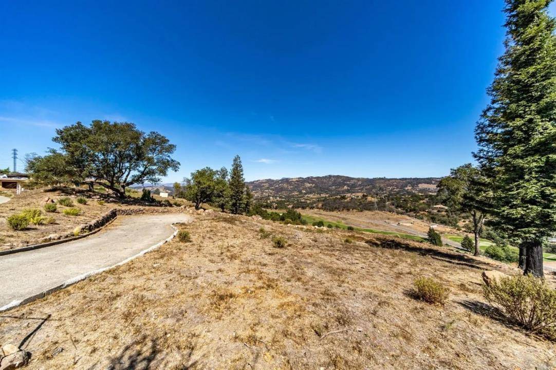 Santa Rosa, CA 95403,3824 Skyfarm Drive