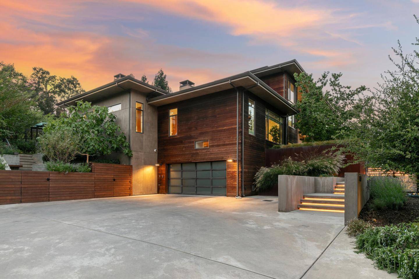 Hillsborough, CA 94010,2140 Forest View Avenue