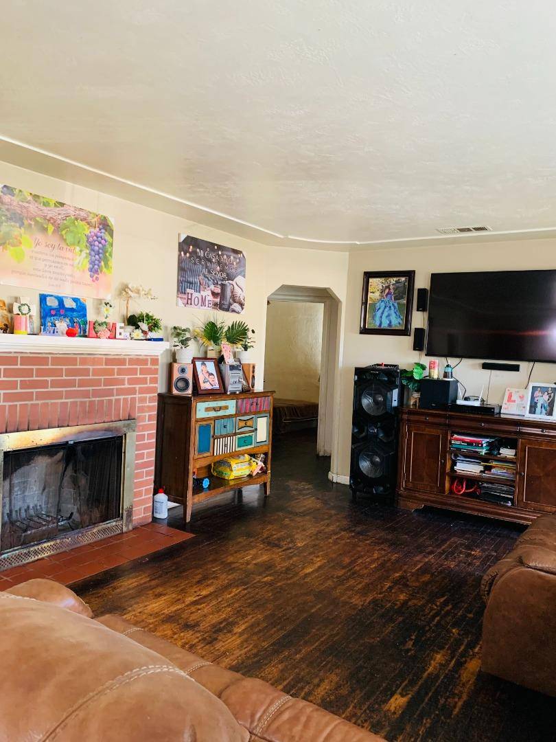 Stockton, CA 95204,1830 De Ovan Avenue