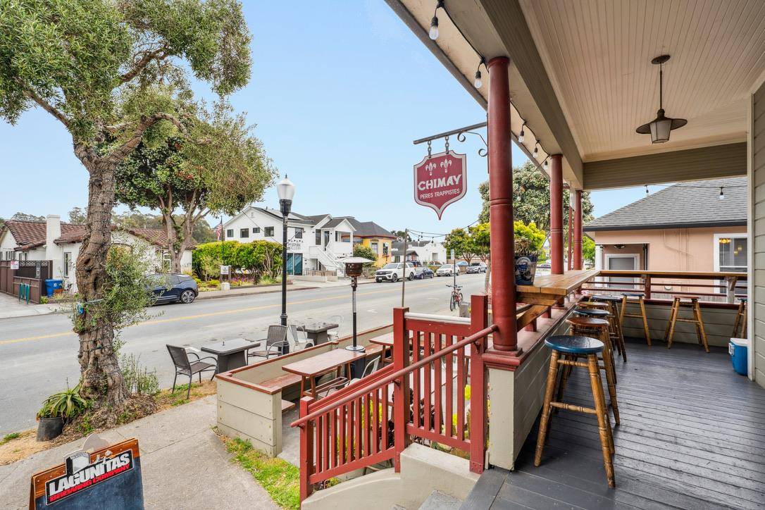 Half Moon Bay, CA 94019,730 Main Street