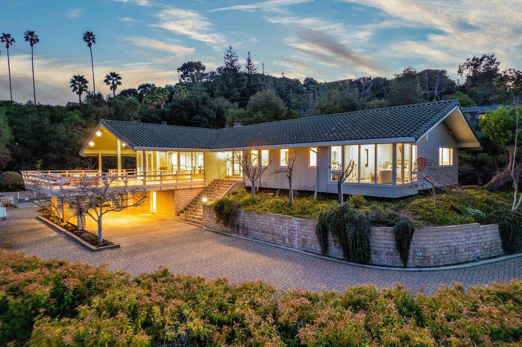 Saratoga, CA 95070,20932 Sarahills Drive