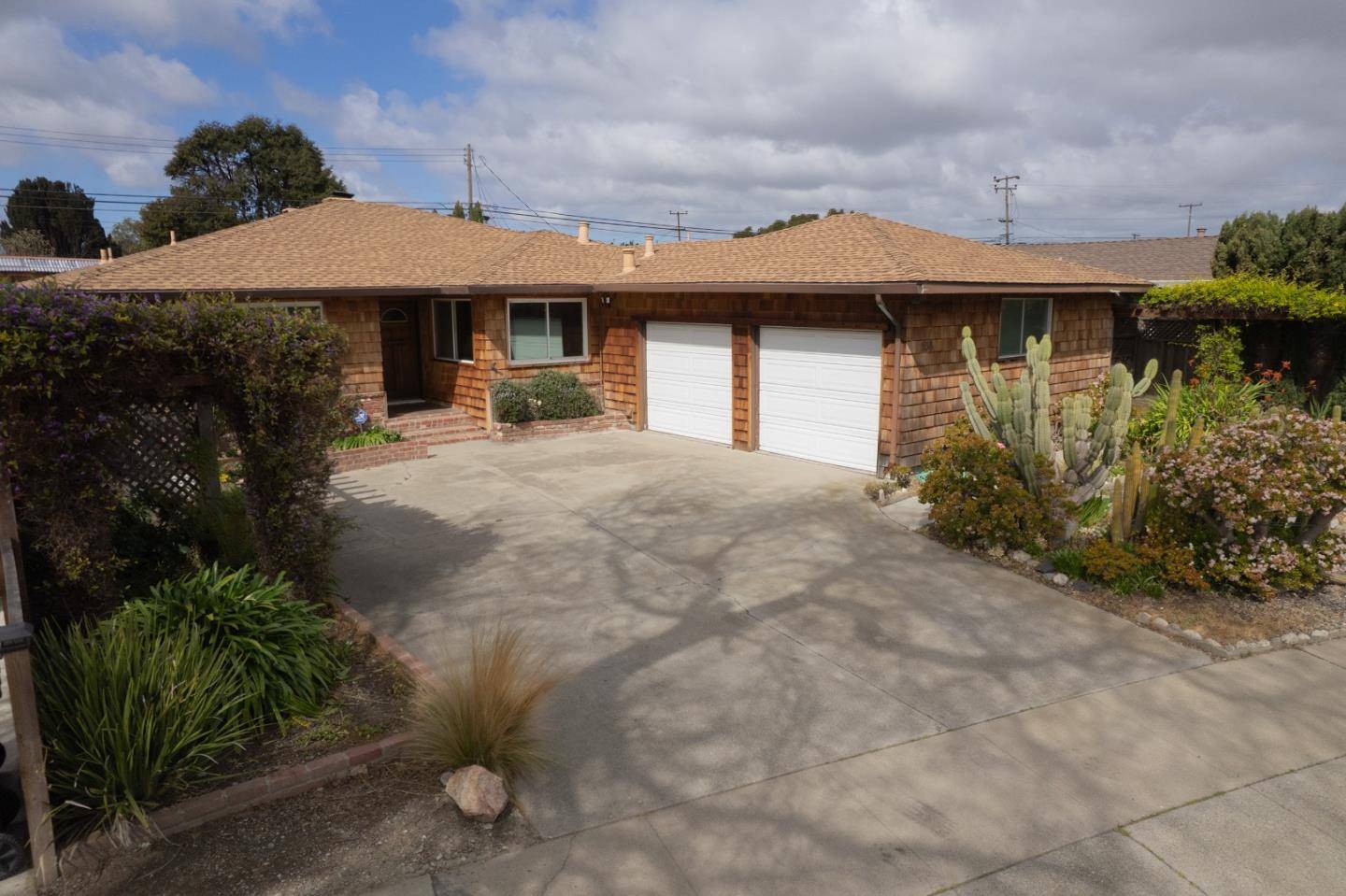 Salinas, CA 93901,536 Alameda Avenue