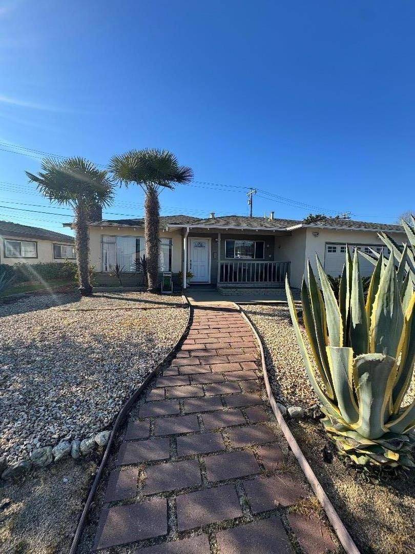 Salinas, CA 93906,1121 Granada Avenue