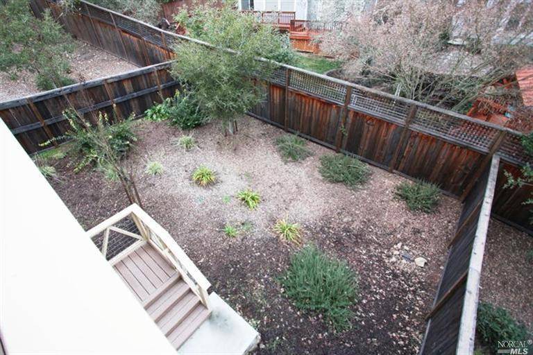 Santa Rosa, CA 95404,2073 Stagecoach Road