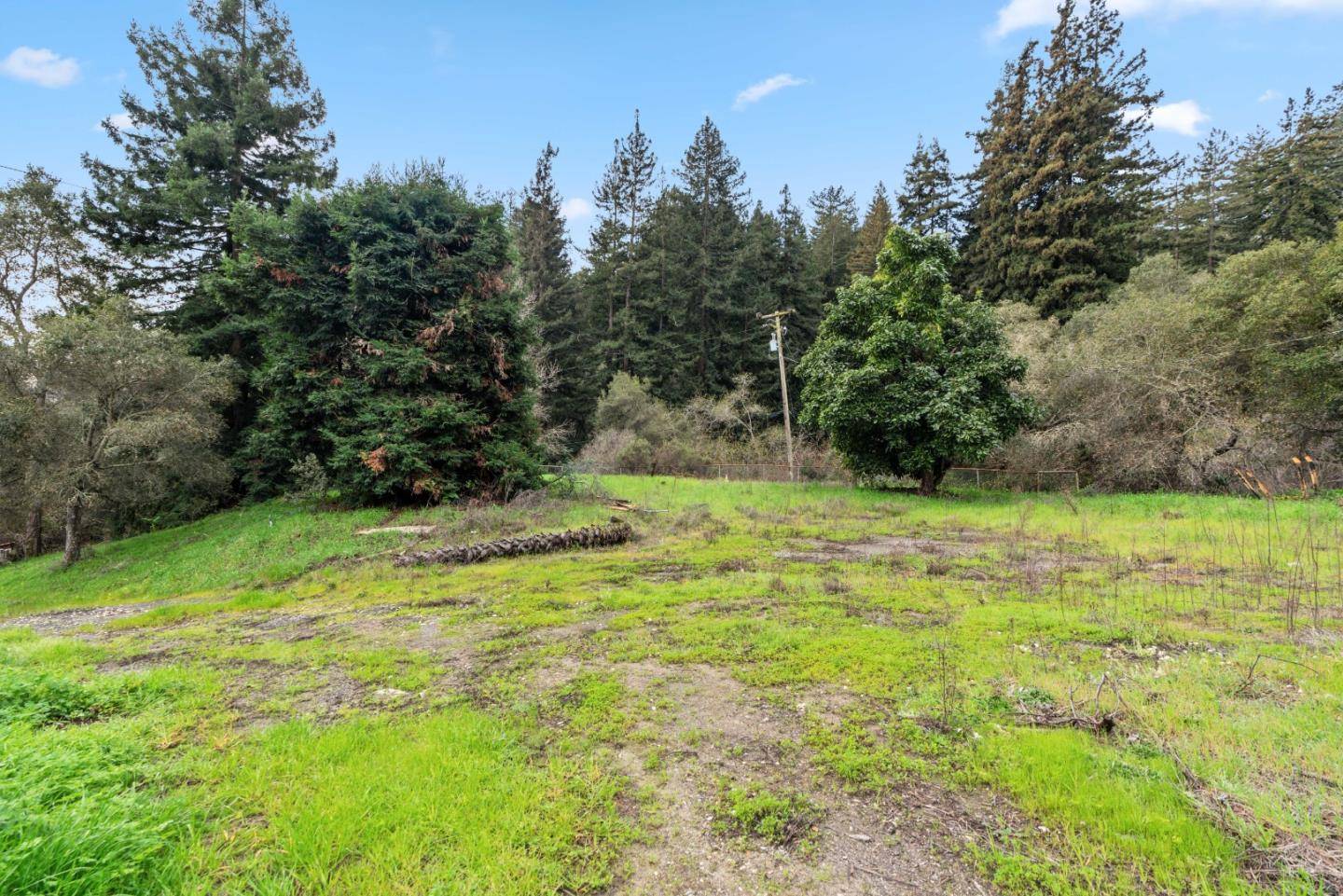 Watsonville, CA 95076,530 Apple Valley Lane