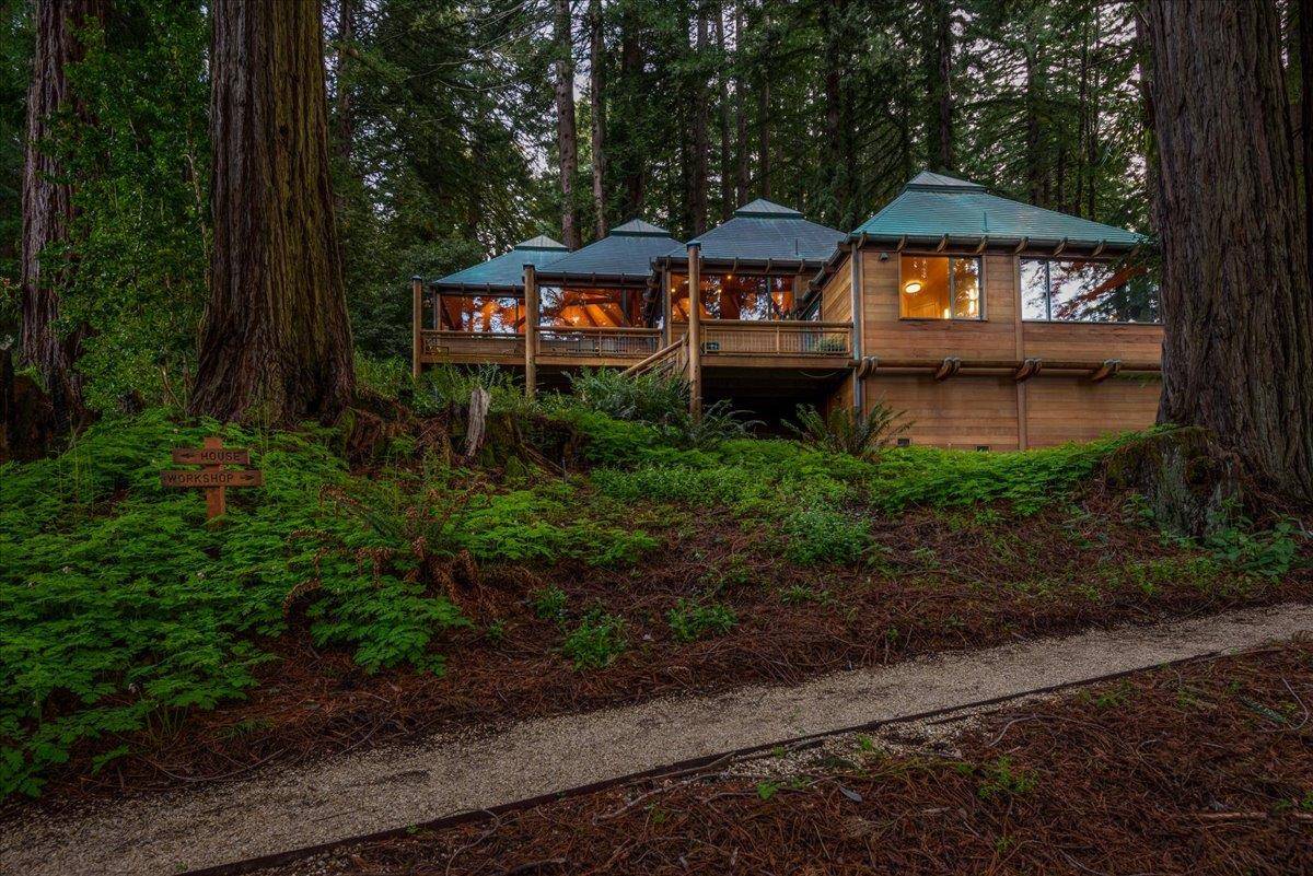 Woodside, CA 94062,9 Summit Road