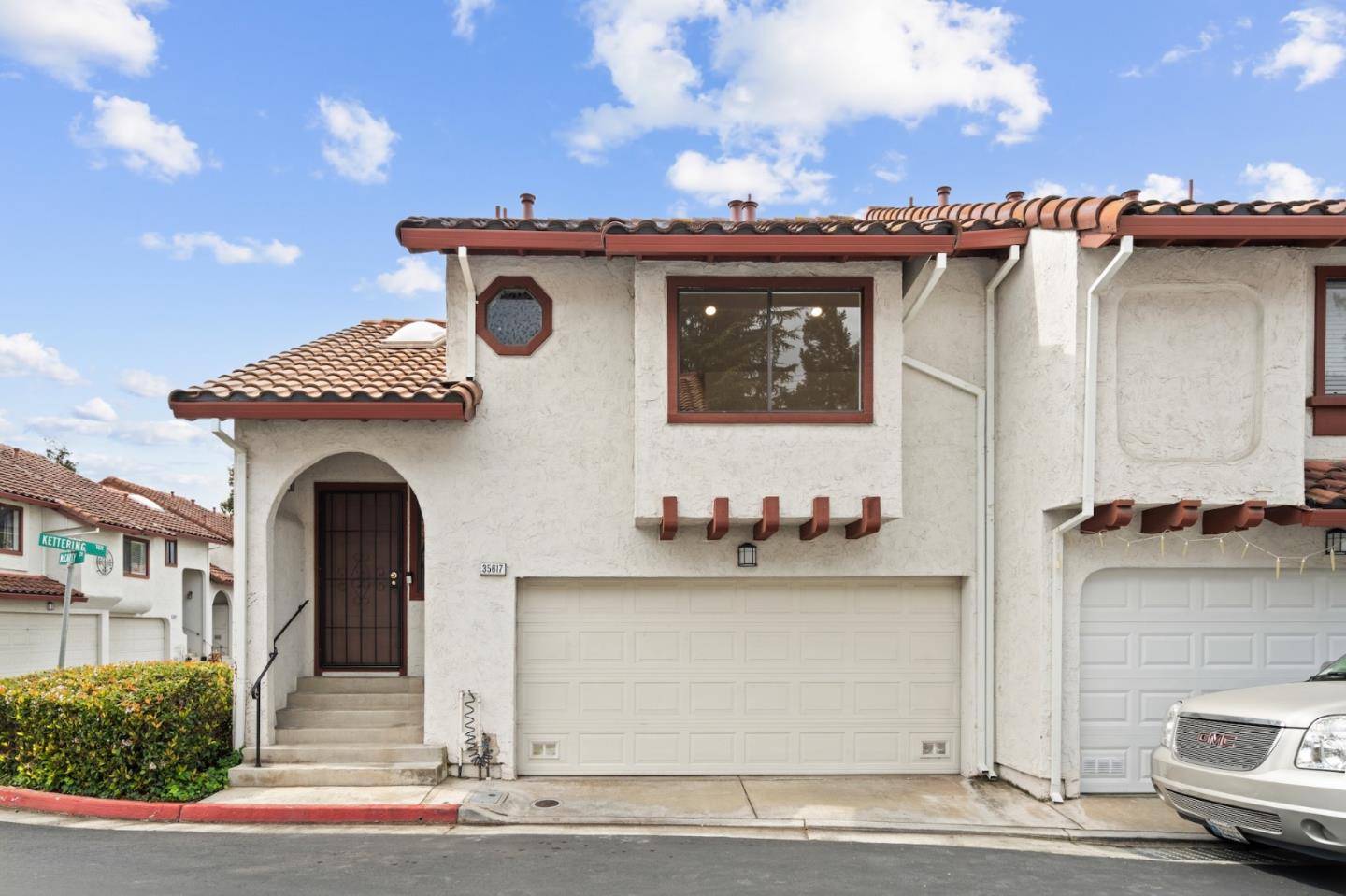 Fremont, CA 94536,35617 McCarty Common