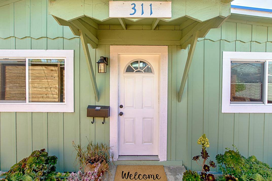 Aptos, CA 95003,311 Mar Vista Avenue