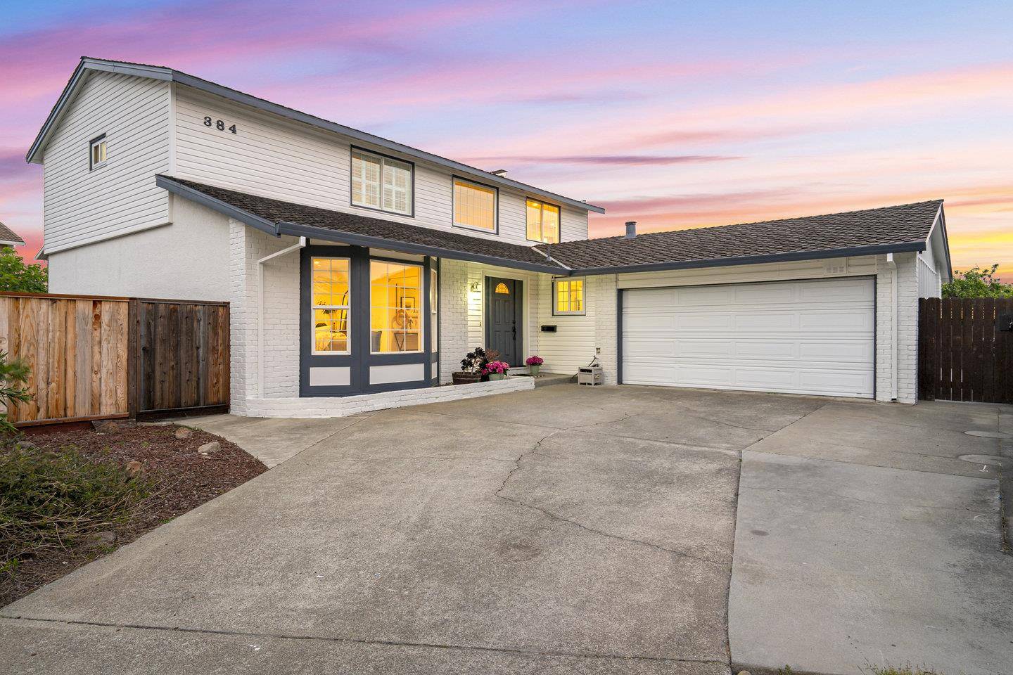Foster City, CA 94404,384 Sunfish Court
