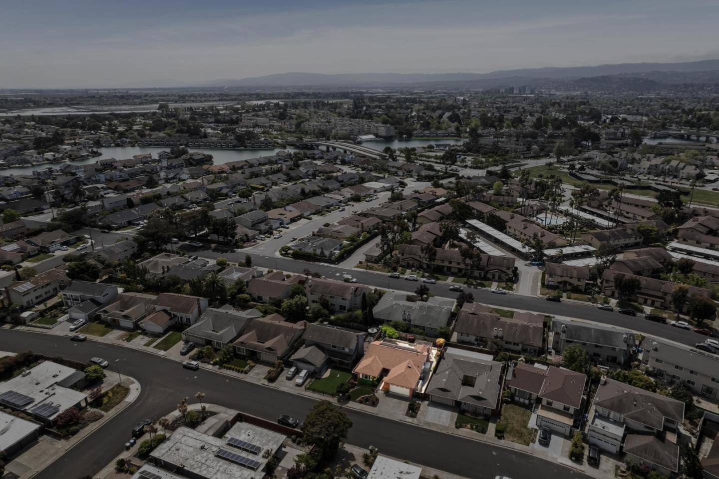 Foster City, CA 94404,858 Chrysopolis Drive