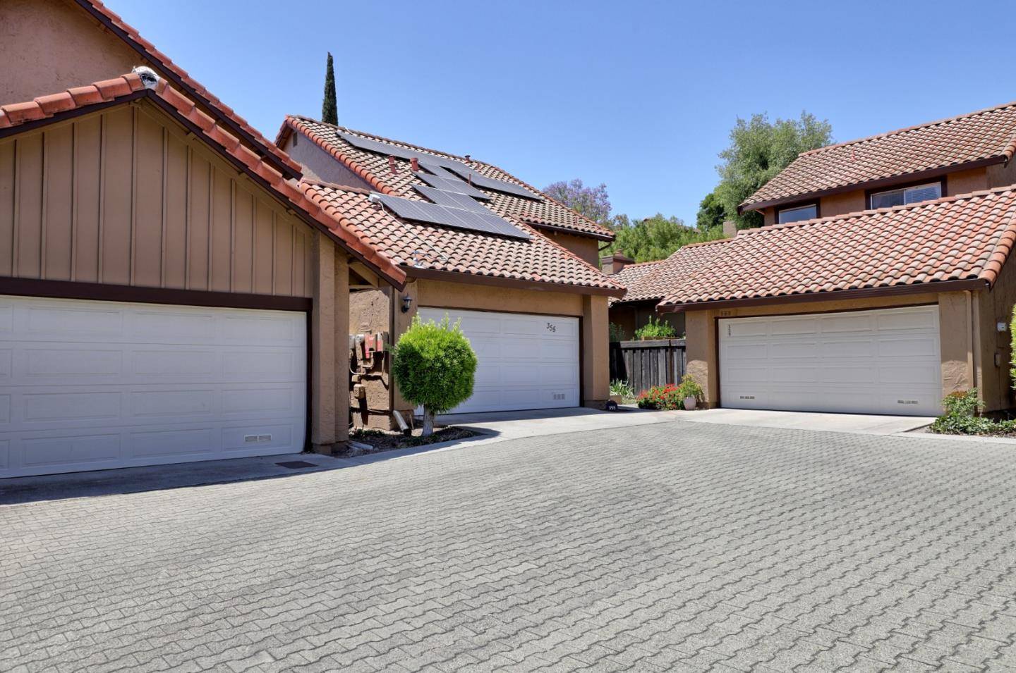 San Jose, CA 95111,355 Otono Court