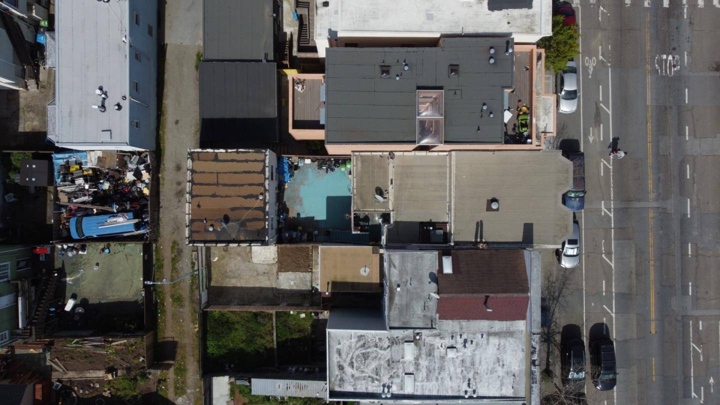 San Francisco, CA 94124,1887 Oakdale Avenue